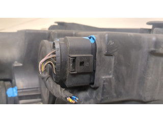 Фара передняя  Volkswagen Golf 6 2009-2012 правая 