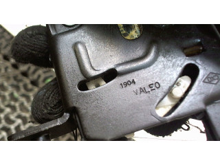 Замок багажника  Nissan Micra K12E 2003-2010       