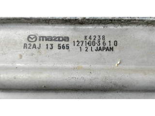 Интеркулер Mazda 3 (BL) 2009-2013 2.2 R2AJ-13-565