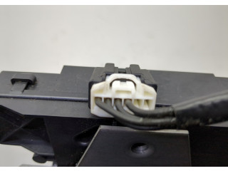 Замок багажника Ford Focus 2 2005-2008