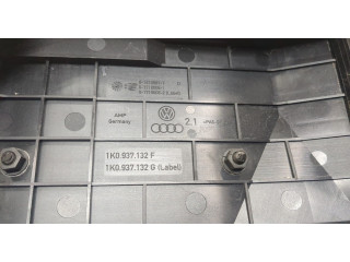 Блок предохранителей  Volkswagen Caddy 2004-2015         