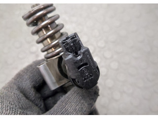 Форсунка топливная Volkswagen Passat 6 2005-2010 03G130073S