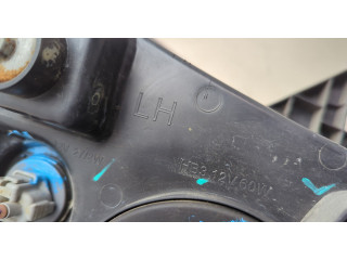 Фара передняя Toyota Sequoia 2008- левая