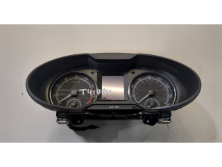 Панель приборов Skoda Octavia (A7) 2017-2021