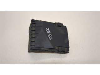 Крышка блока предохранителей Volkswagen Passat CC 2012-2017