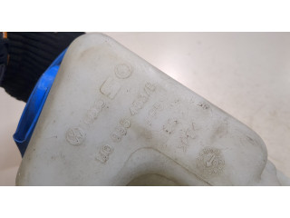 Бачок омывателя Volkswagen Passat 5 1996-2000 1.6