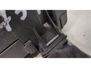 Блок предохранителей  Volkswagen Golf 6 2009-2012           