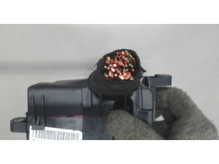 Блок предохранителей  Volkswagen Passat CC 2008-2012      11029901     2