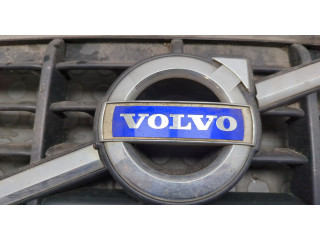 Решетка радиатора  Volvo XC60 2008-2017          31290999