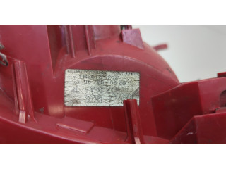 Задний фонарь          