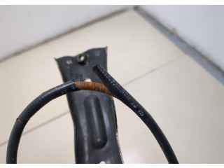 Замок капота Volkswagen Touareg 2007-2010