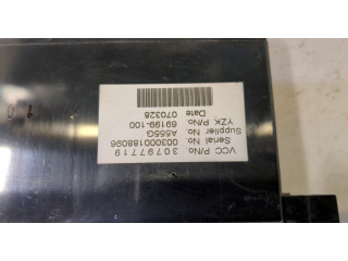 Дисплей бортового компьютера  Volvo V50 2004-2012        