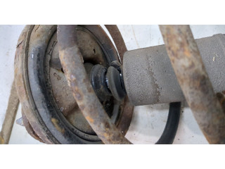 Стойка амортизатора  Mitsubishi Space Star 1998-2006 MR913131, MR913024     