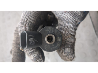 Форсунка топливная Toyota Corolla E12 2001-2006 2367039105, 0445110227