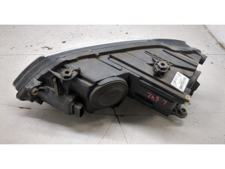 Фара передняя  Volkswagen Jetta 6 2010-2018 правая 