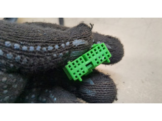 Зеркало боковое  Volvo C30 2006-2013  левое           