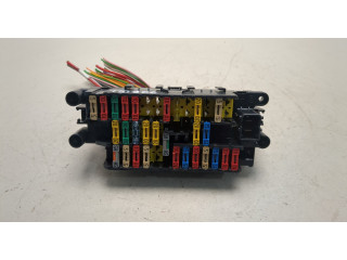 Блок предохранителей Peugeot 406 1999-2004 9635518180