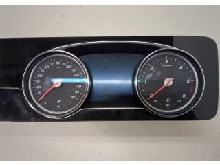 Панель приборов  Mercedes E W213            