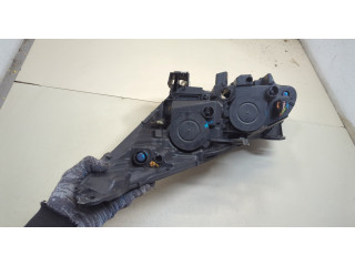 Фара передняя  Peugeot 5008 2009-2016 правая 