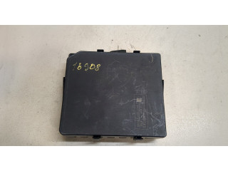 Блок предохранителей Nissan Pathfinder 2004-2014 284B7ZE03B