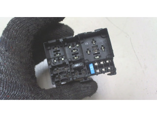 Pojistková skříňka Renault Captur 2013-2017