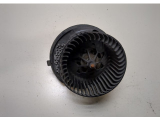 Моторчик печки  Volkswagen Passat 7 2010-2015 Европа 1K2820015G       1K2820015G   