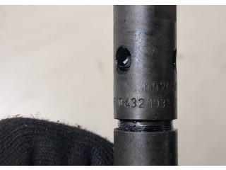 Форсунка топливная  Saab 9-5 1997-2005         