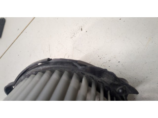 Моторчик печки  Volvo S40 / V40 1995-2004 0130111213, mf0160700630    0130111213, mf0160700630   