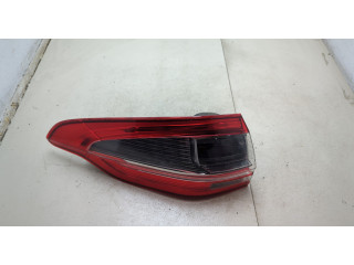 Задний фонарь          