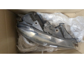 Фара передняя  Volkswagen Golf 6 2009-2012 правая 