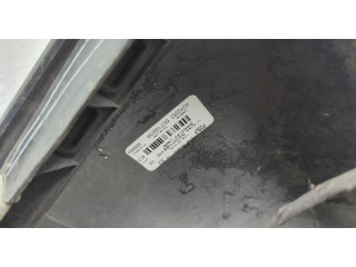 Решетка радиатора  Chevrolet Equinox 2017-2024          84150736