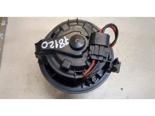 Моторчик печки Peugeot 2008 2013-2016