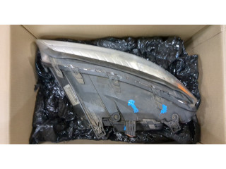 Фара передняя Volvo V70 2007-2013 правая