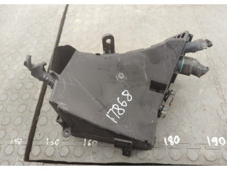 Блок предохранителей  Subaru Tribeca (B9) 2004-2014      82290XA04A, 82243AG01A, 82243XA03A   