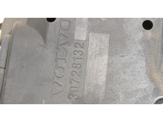 Блок предохранителей Volvo XC70 2002-2007