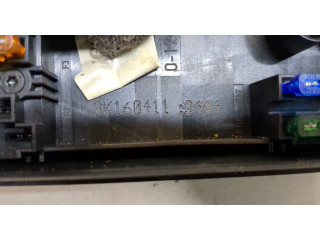 Блок предохранителей Volkswagen Golf 6 2009-2012