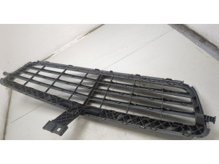 Решетка радиатора  Mercedes C W204 2006-2015          A2048801283