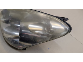 Фара передняя  Toyota Corolla Verso 2004-2009 левая 