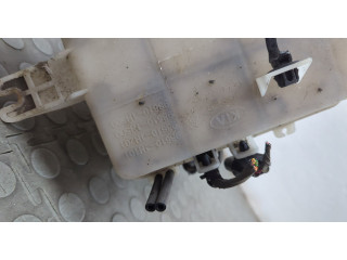 Бачок омывателя KIA Ceed 2007-2012 986101H500