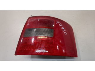 Задний фонарь