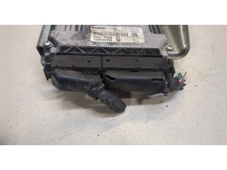 Блок управления двигателем  Toyota Yaris 2005-2011     