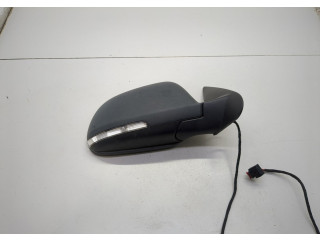 Зеркало боковое Skoda Octavia (A5) 2004-2013 правое 1Z2857508M, 8T0857536E
