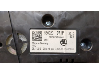 Панель приборов Skoda Octavia (A7) 2013-2023