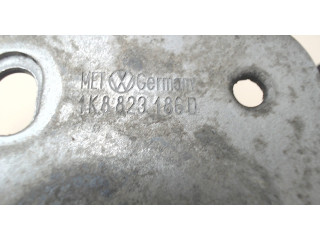 Замок капота Volkswagen Jetta 6 2014-2018