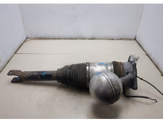 Стойка амортизатора Volkswagen Phaeton 2002-2010