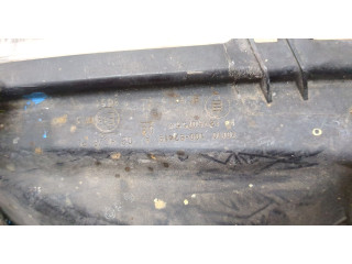 Фара передняя  Mitsubishi Pajero / Montero 2000-2006 правая 