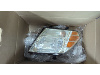 Фара передняя Nissan Pathfinder 2004-2014 левая