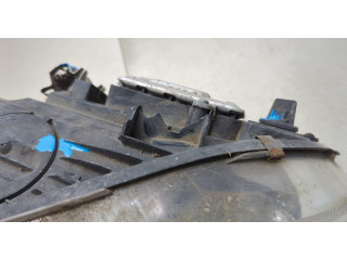 Фара передняя Volvo C70 2006-2009 правая