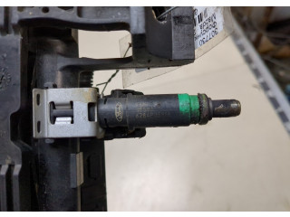 Форсунка топливная  Mazda 2 2003-2008    C20113250A, C20113150A     