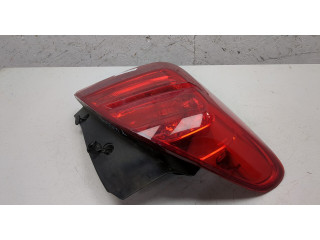 Задний фонарь          